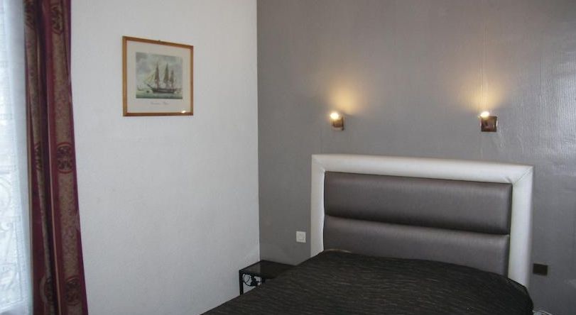 Victoria 2* Parigi