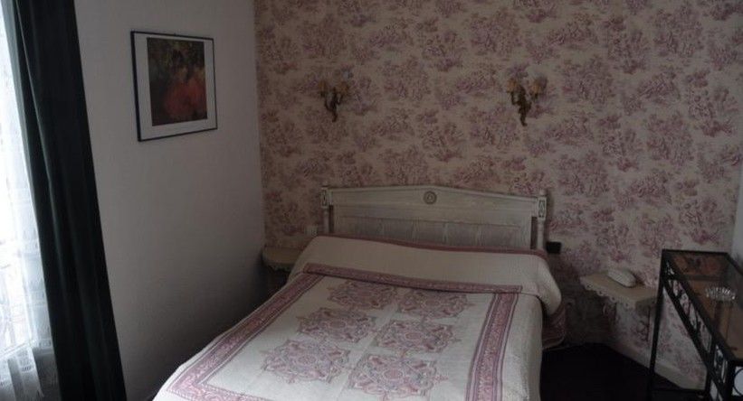 Victoria 2* Parigi